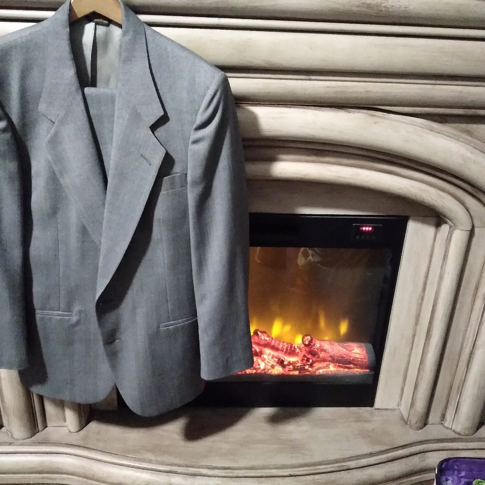 Selling  a rue Royale by nino Cerruti suit